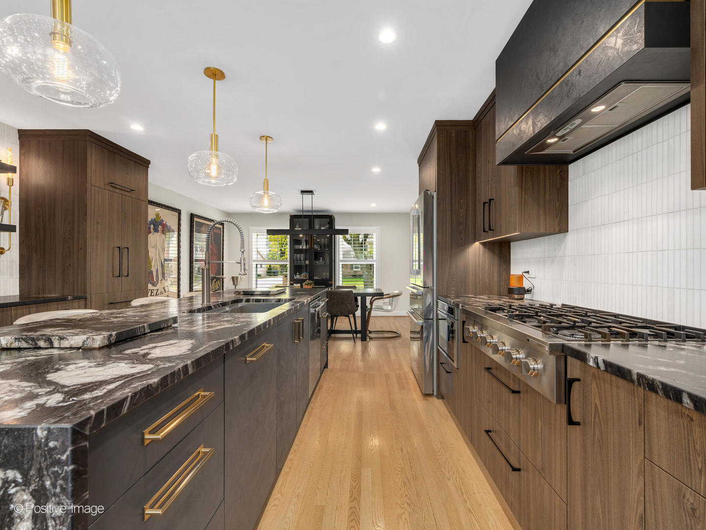 1460 Arrow Wood Lane, Downers Grove, IL 60515