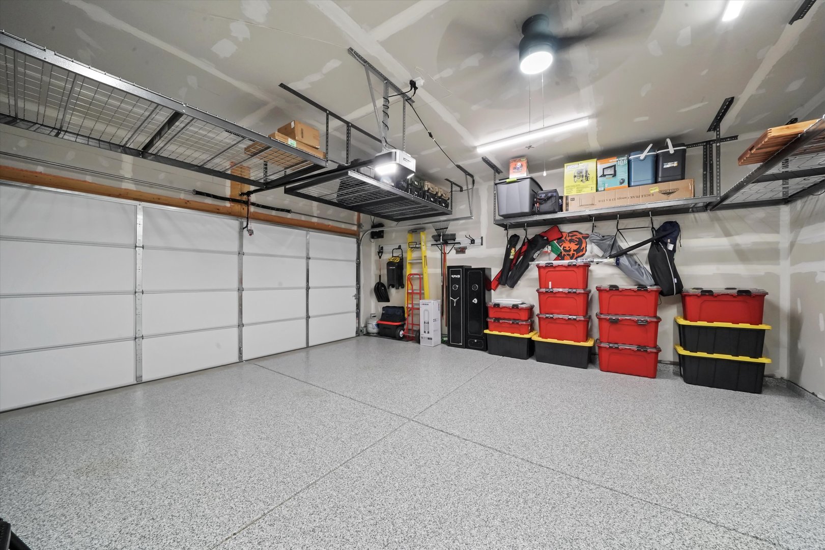 1071 Williamsburg Street, Pingree Grove, IL 60140