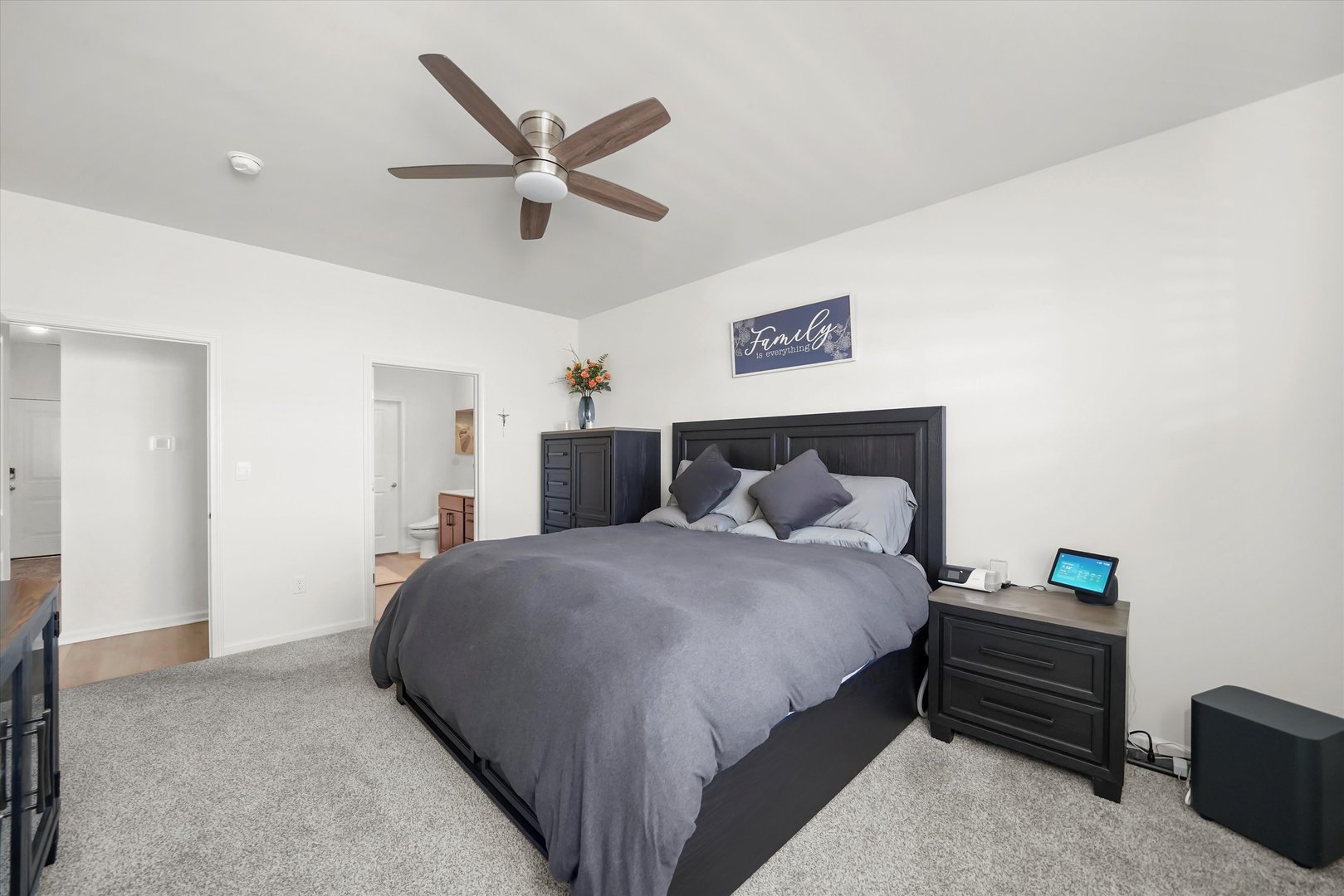 1071 Williamsburg Street, Pingree Grove, IL 60140