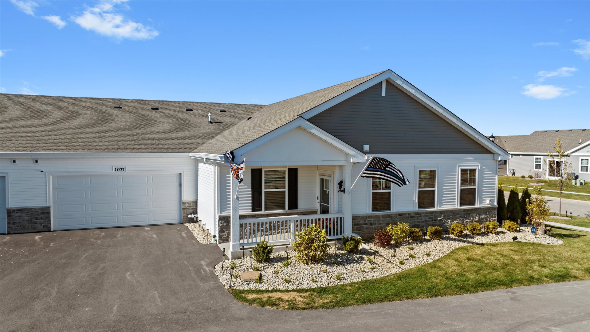 1071 Williamsburg Street, Pingree Grove, IL 60140