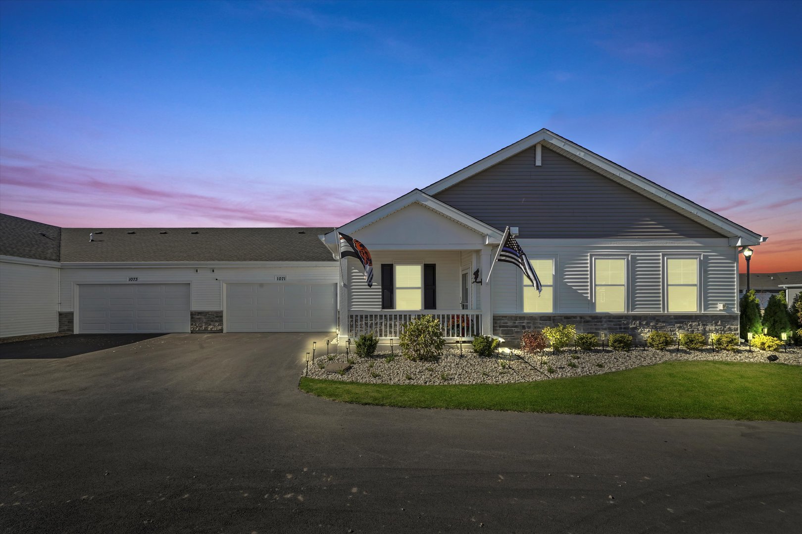 1071 Williamsburg Street, Pingree Grove, IL 60140