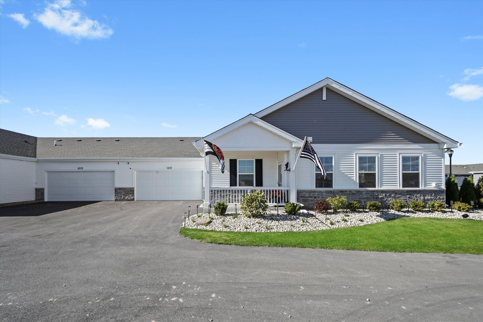 1071 Williamsburg Street, Pingree Grove, IL 60140