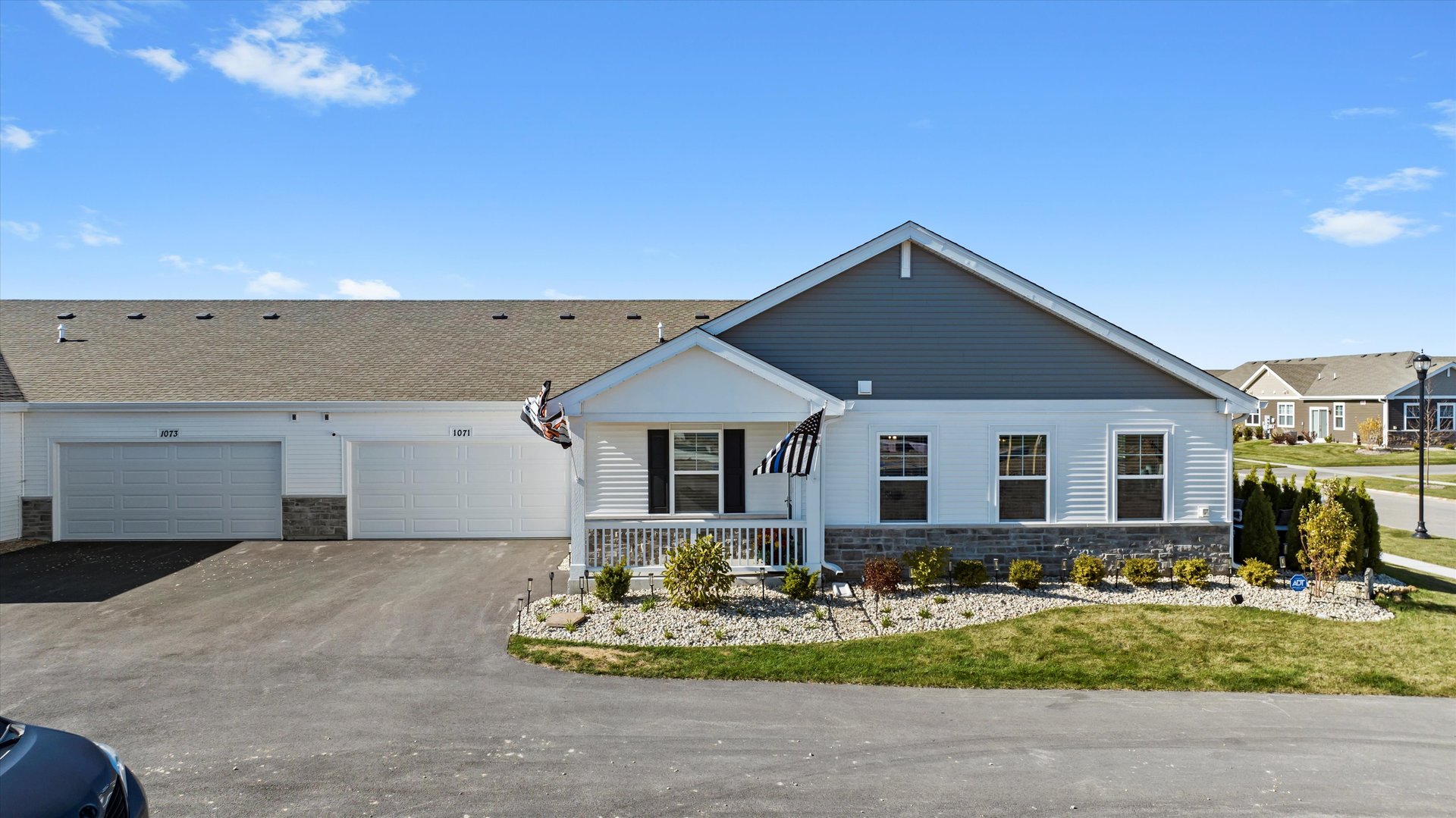 1071 Williamsburg Street, Pingree Grove, IL 60140