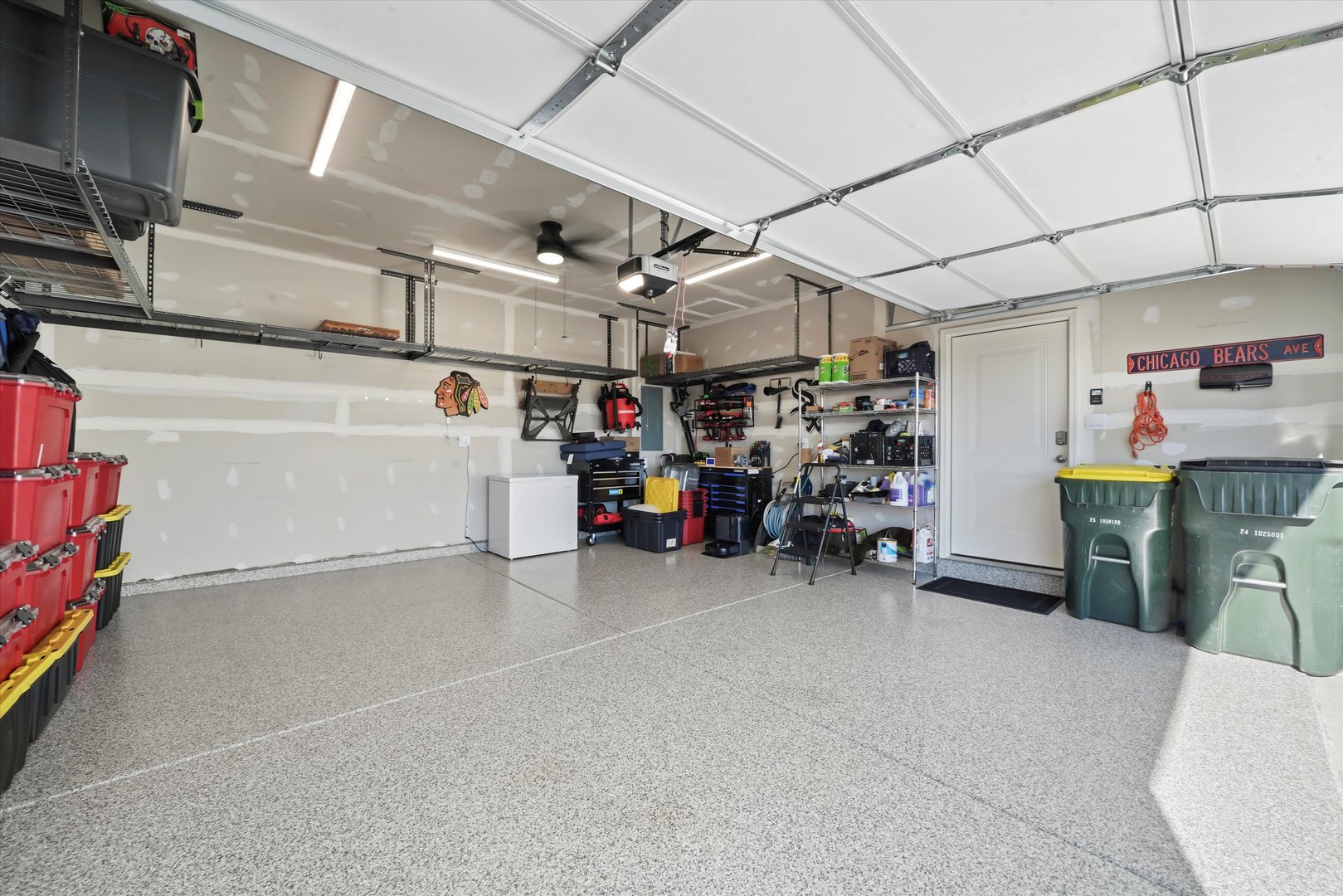 1071 Williamsburg Street, Pingree Grove, IL 60140