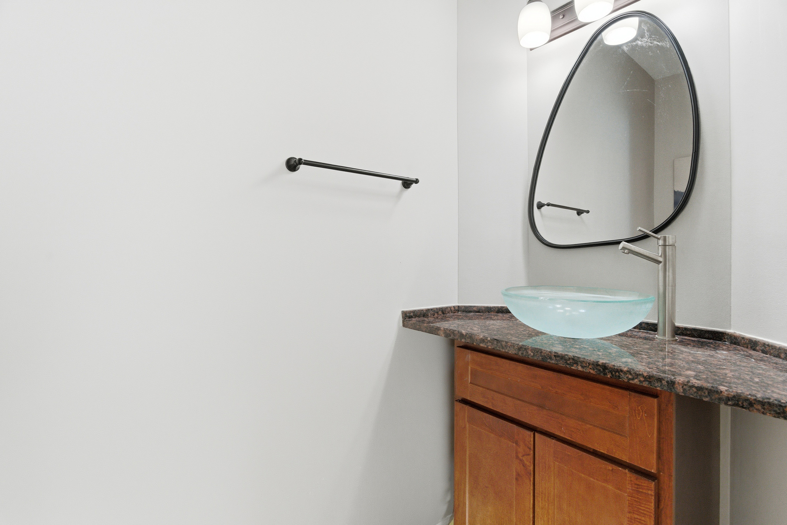 2526 Acorn Drive, Round Lake Beach, IL 60073