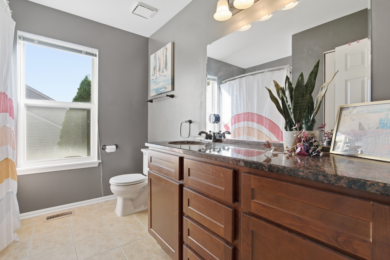 2526 Acorn Drive, Round Lake Beach, IL 60073