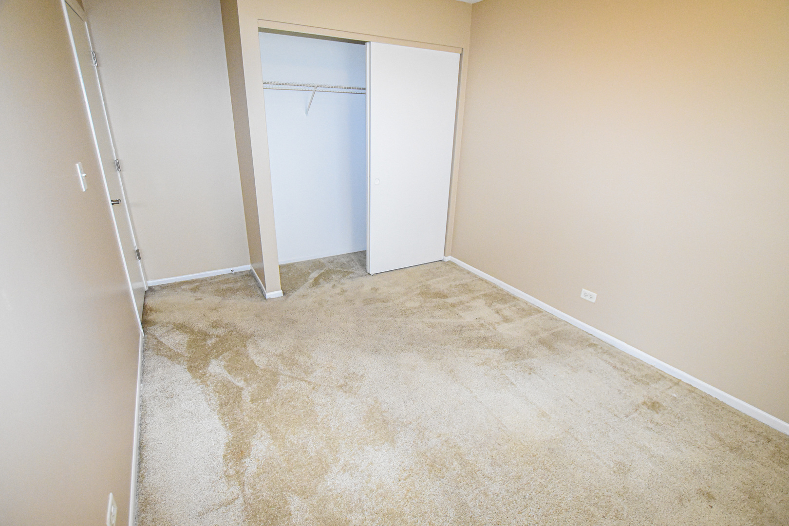 3447 FOX HILL Road #3447, Aurora, IL 60504