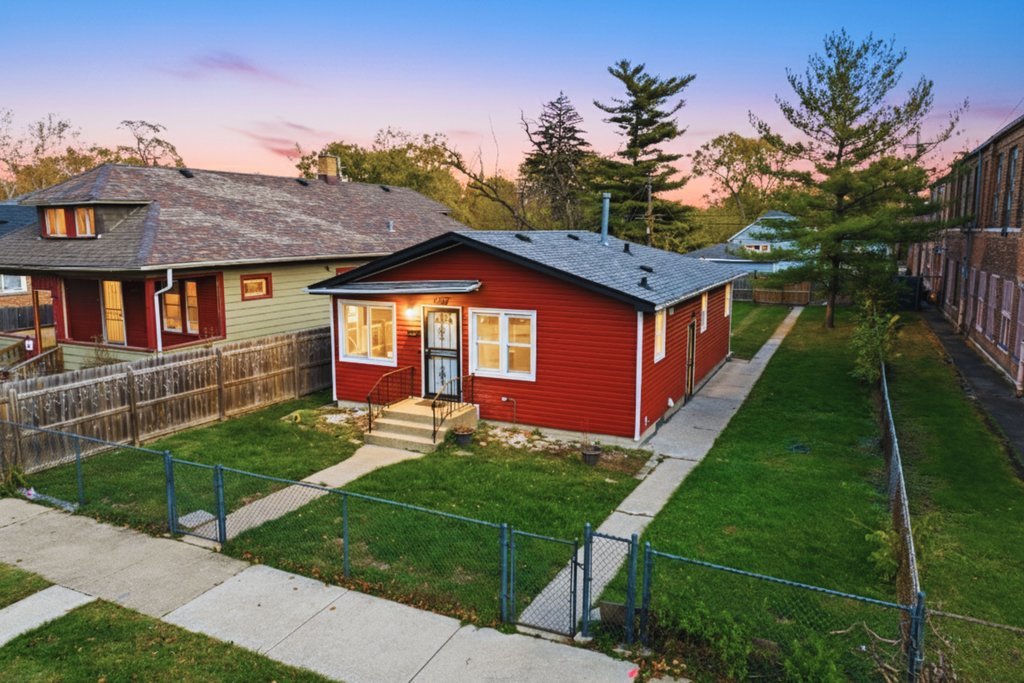 14921 Lincoln Avenue, Harvey, IL 60426