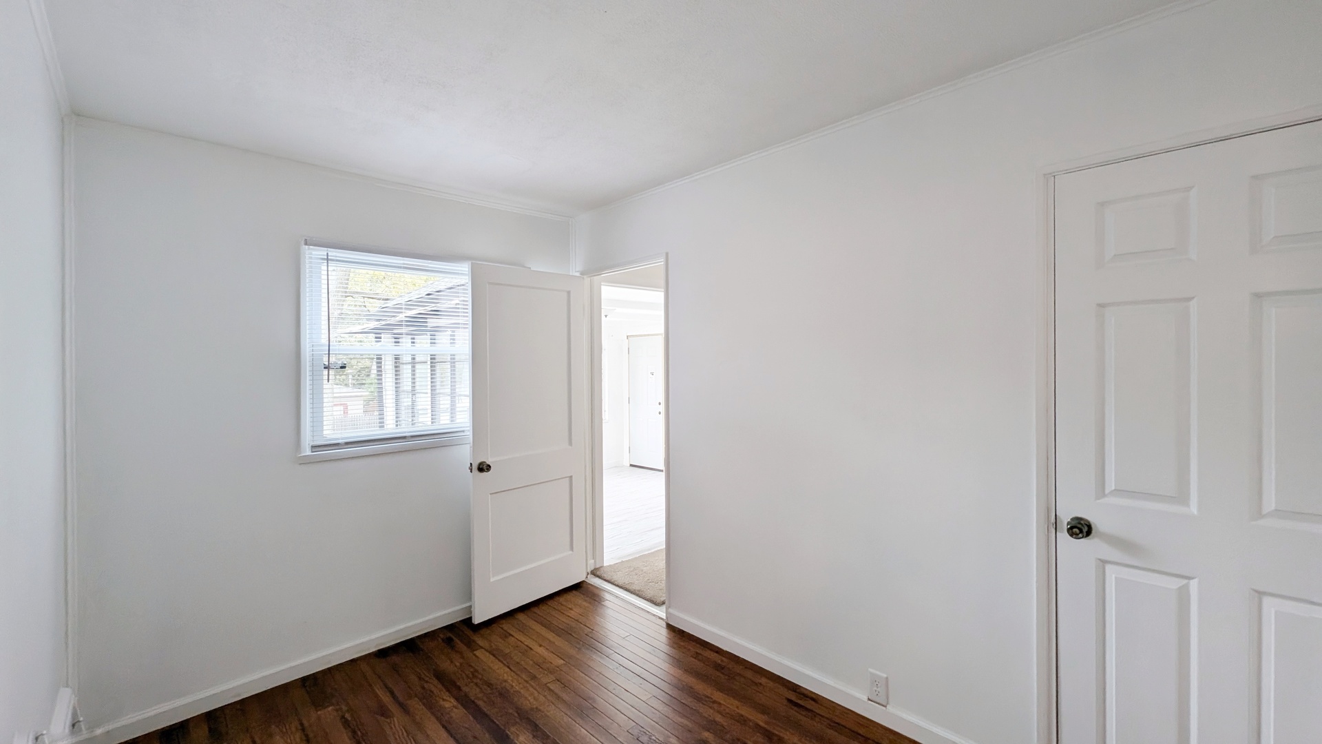 1221 John Street, Joliet, IL 60435