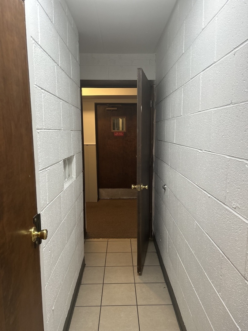 943 Olive Road #1A, Homewood, IL 60430