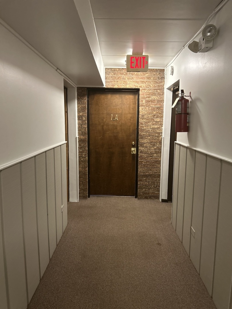 943 Olive Road #1A, Homewood, IL 60430