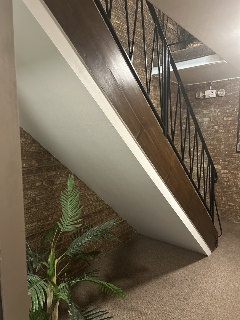 943 Olive Road #1A, Homewood, IL 60430