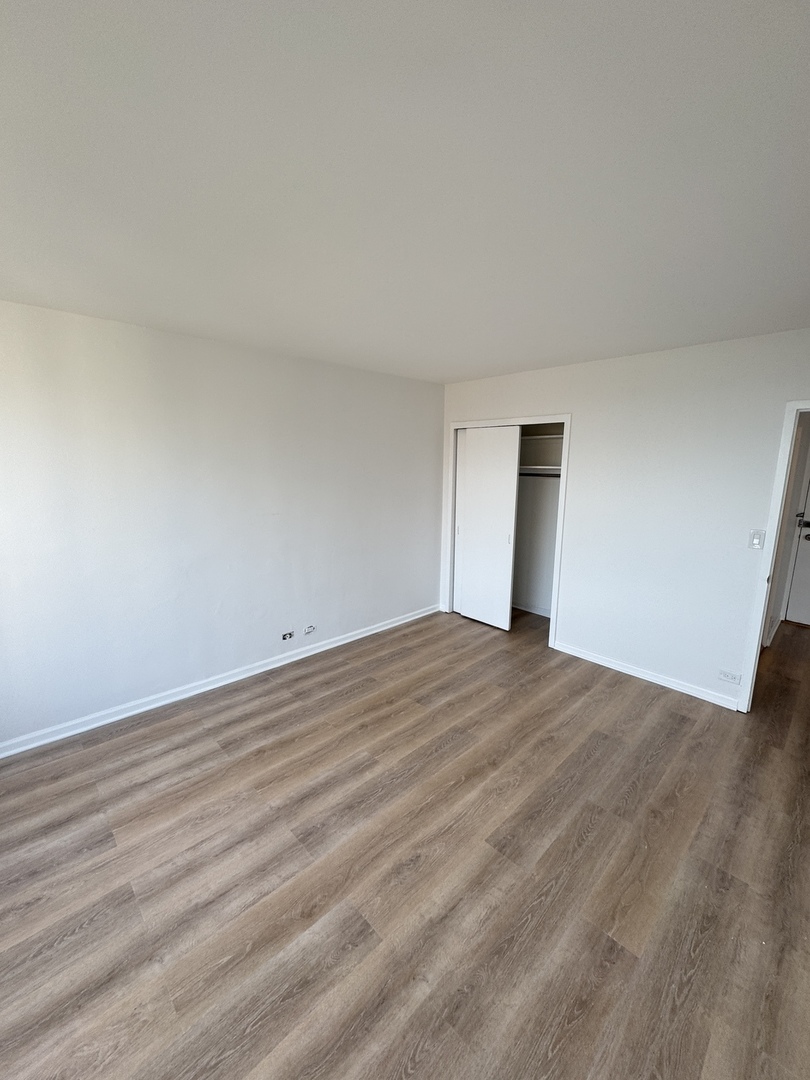 2970 N Lake Shore Drive #18D, Chicago, IL 60657