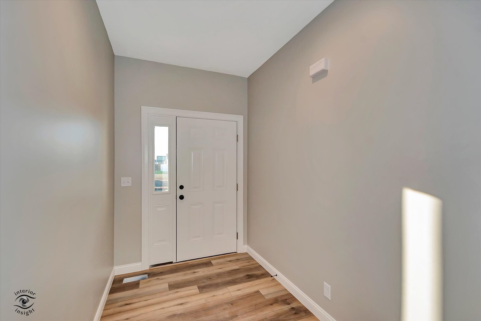 1195 S Farmstone Drive, Diamond, IL 60416