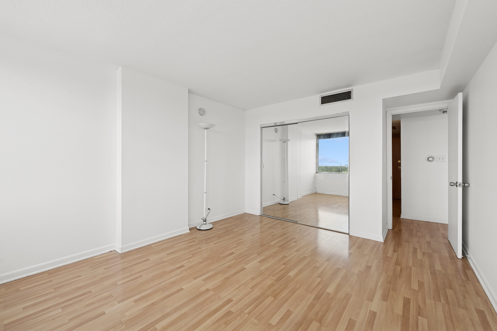 7234 W North Avenue #1610, Elmwood Park, IL 60707