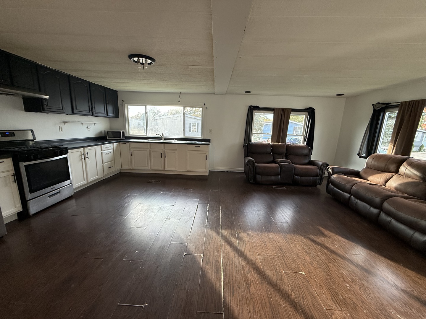 123 Knollwood Circle, Matteson, IL 60443