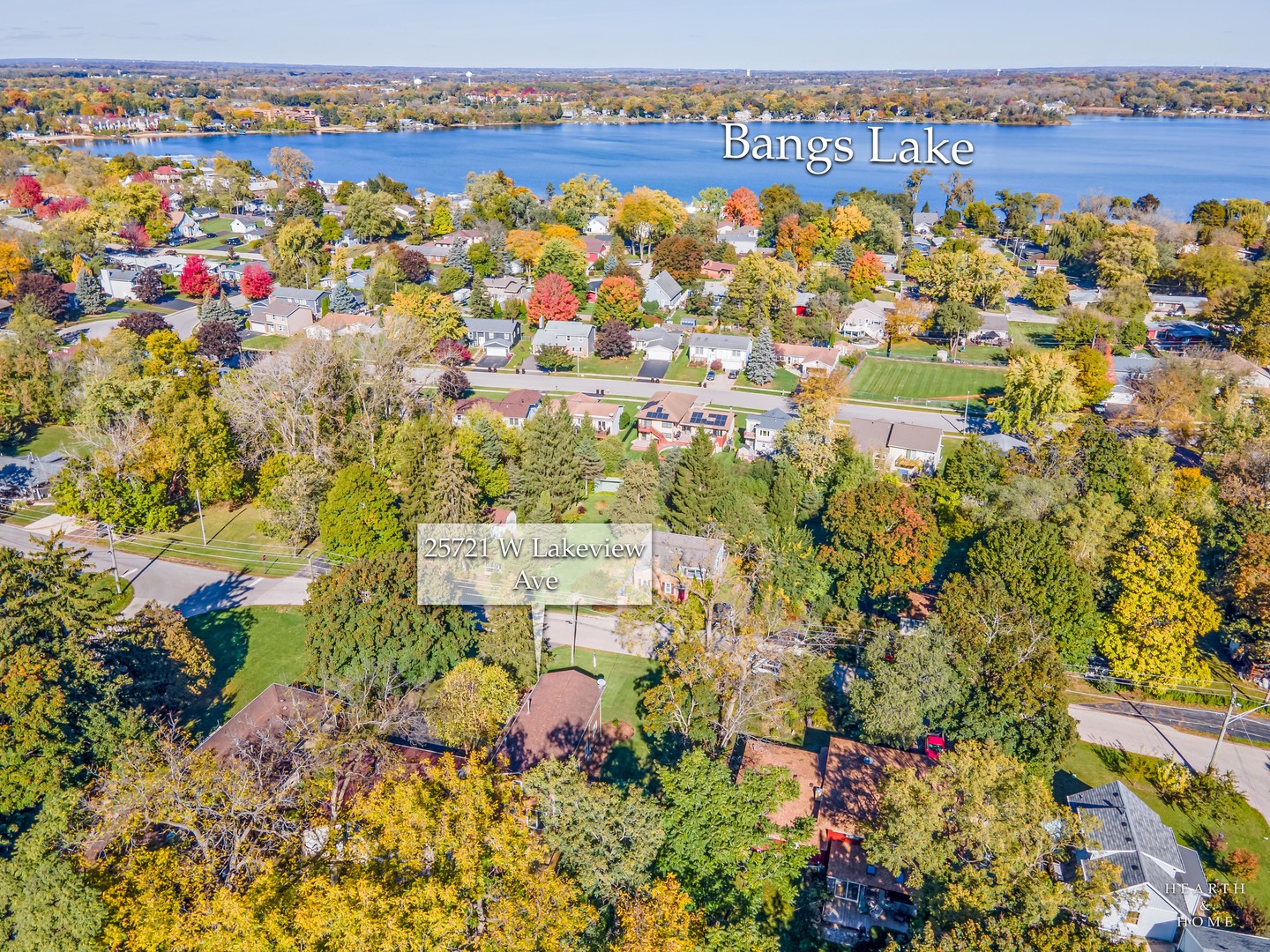 25721 W Lakeview Avenue, Wauconda, IL 60084