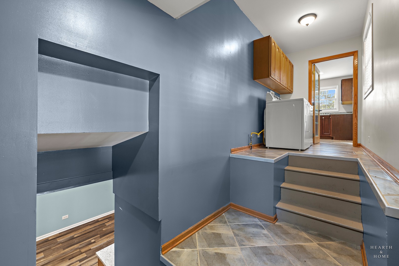 25721 W Lakeview Avenue, Wauconda, IL 60084