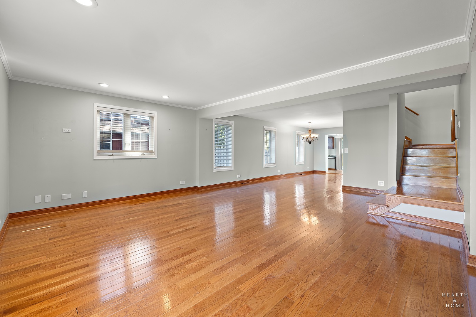 25721 W Lakeview Avenue, Wauconda, IL 60084