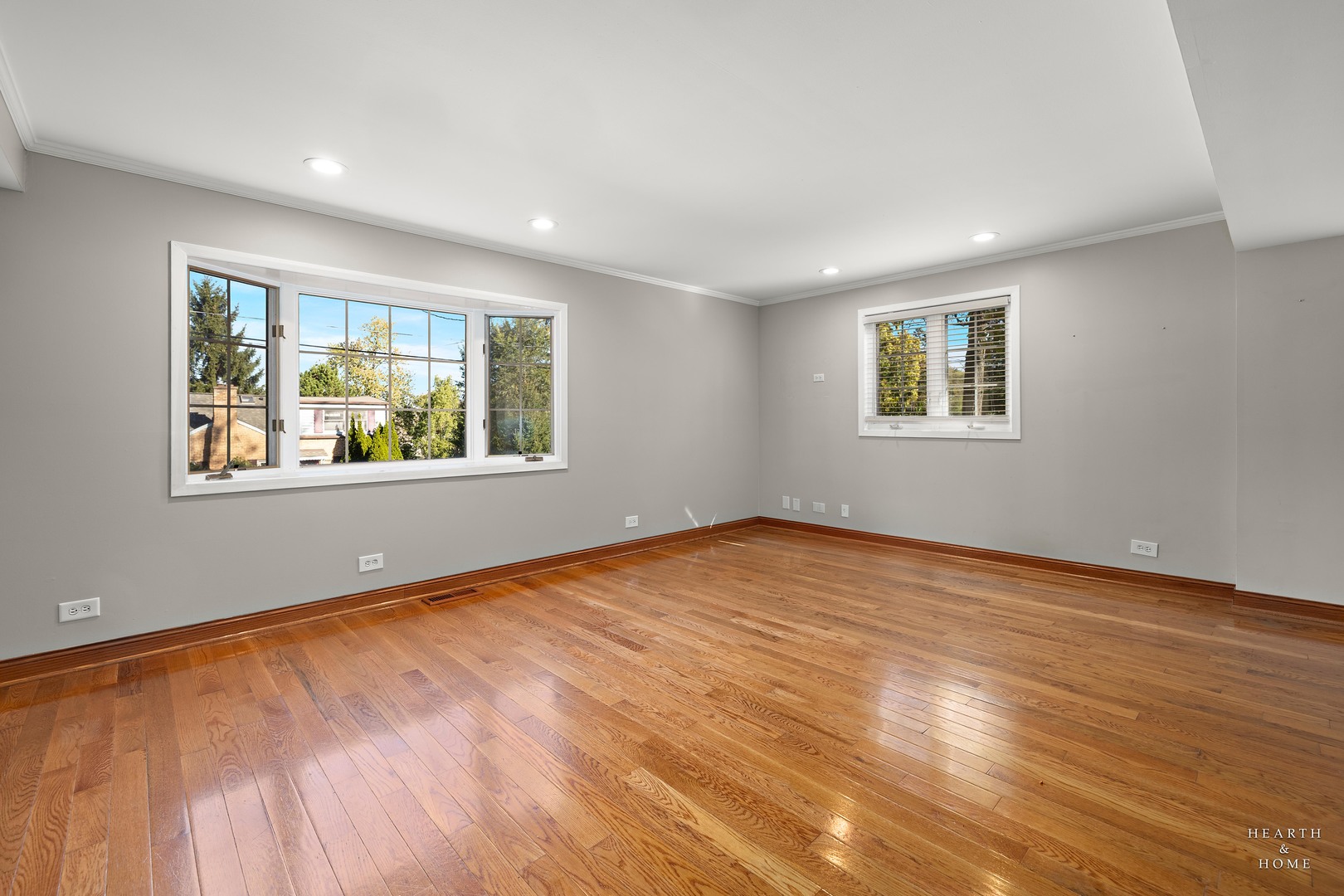 25721 W Lakeview Avenue, Wauconda, IL 60084