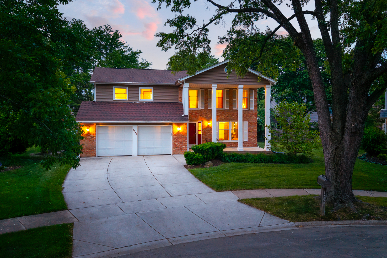 1386 Old Dominion Court, Naperville, IL 60540