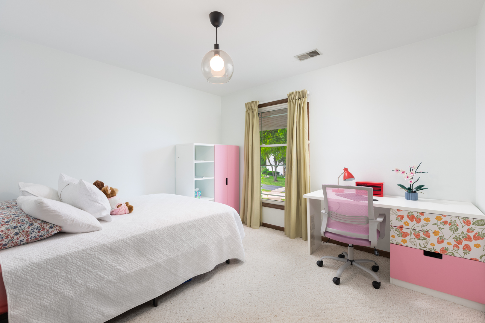 1386 Old Dominion Court, Naperville, IL 60540