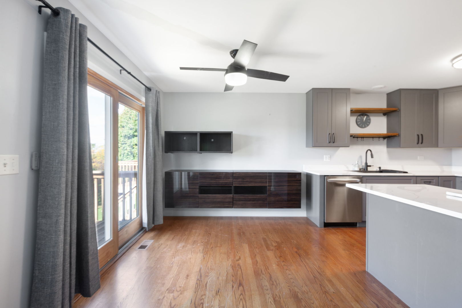 1049 Horizon Ridge, Lake In The Hills, IL 60156