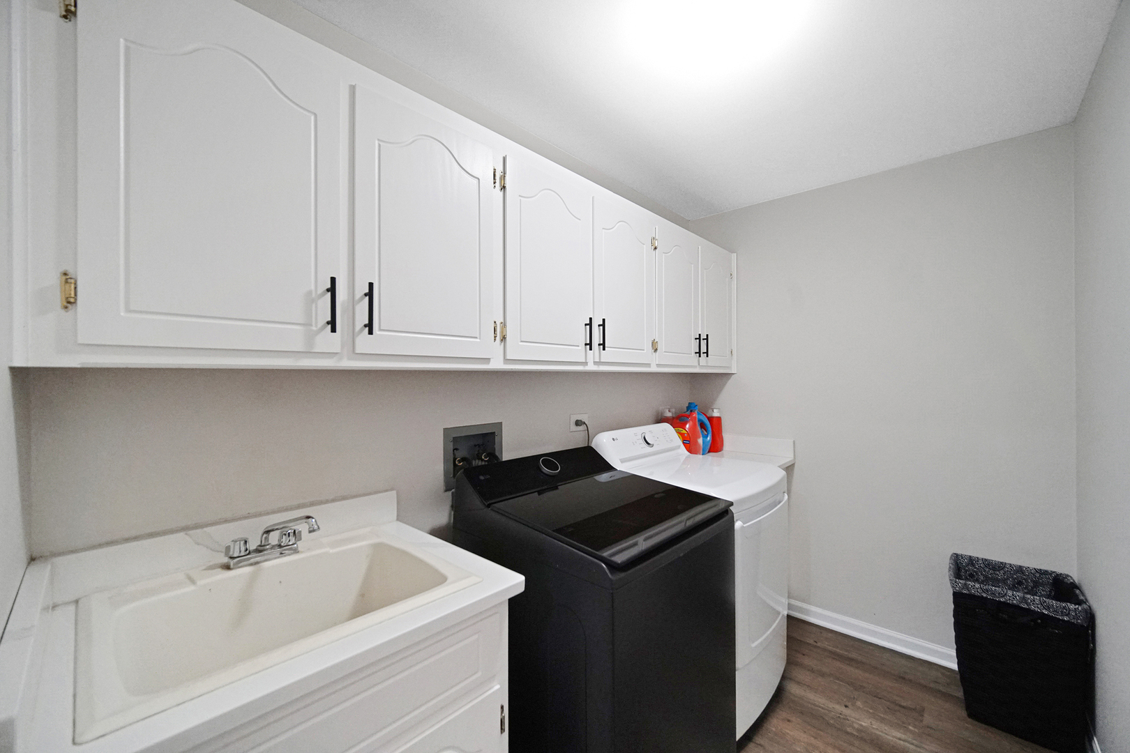 19 W Bay Road, Palos Heights, IL 60463