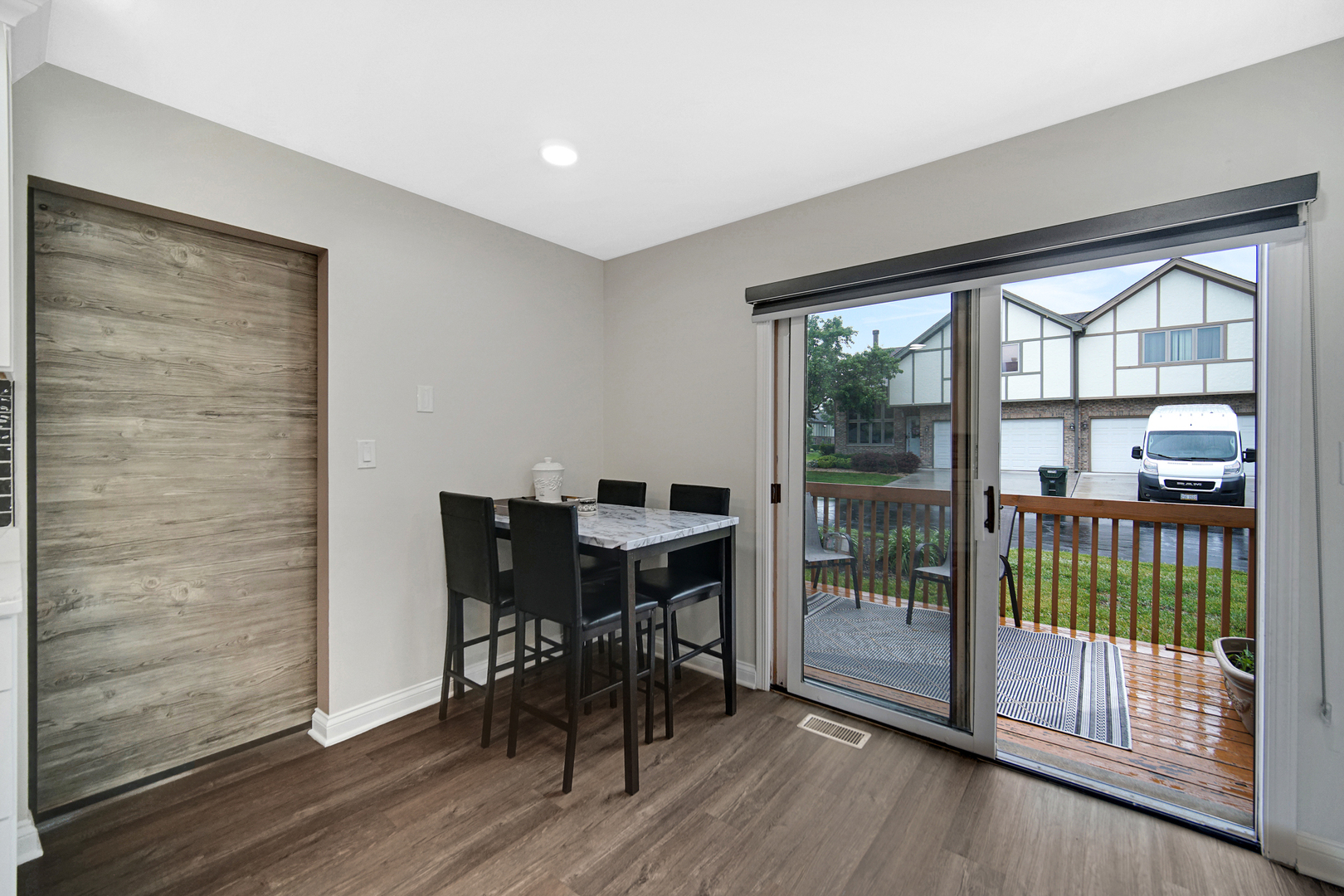 19 W Bay Road, Palos Heights, IL 60463