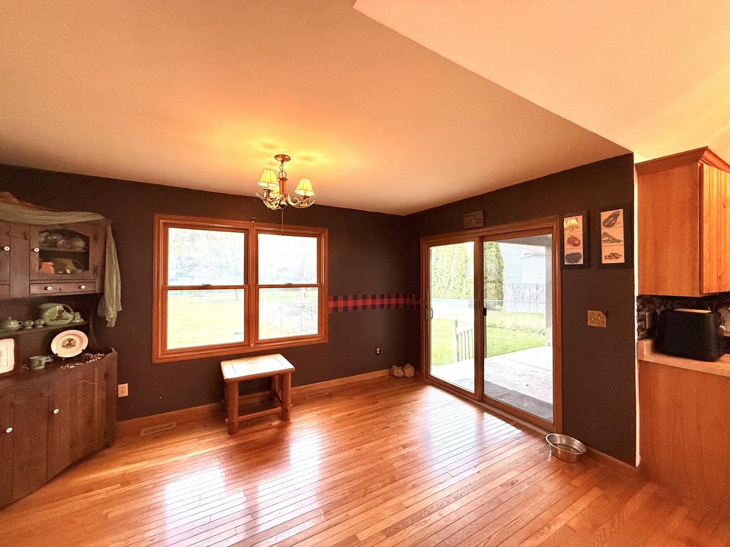 14944 S Steward Road, Rochelle, IL 61068