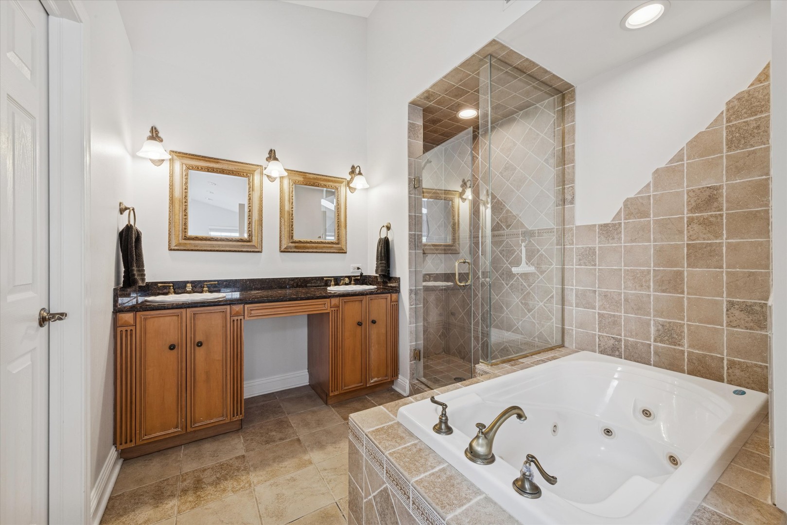 7011 Clearwater Drive, Plainfield, IL 60586