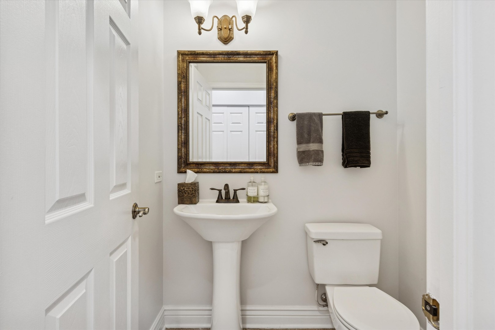 7011 Clearwater Drive, Plainfield, IL 60586