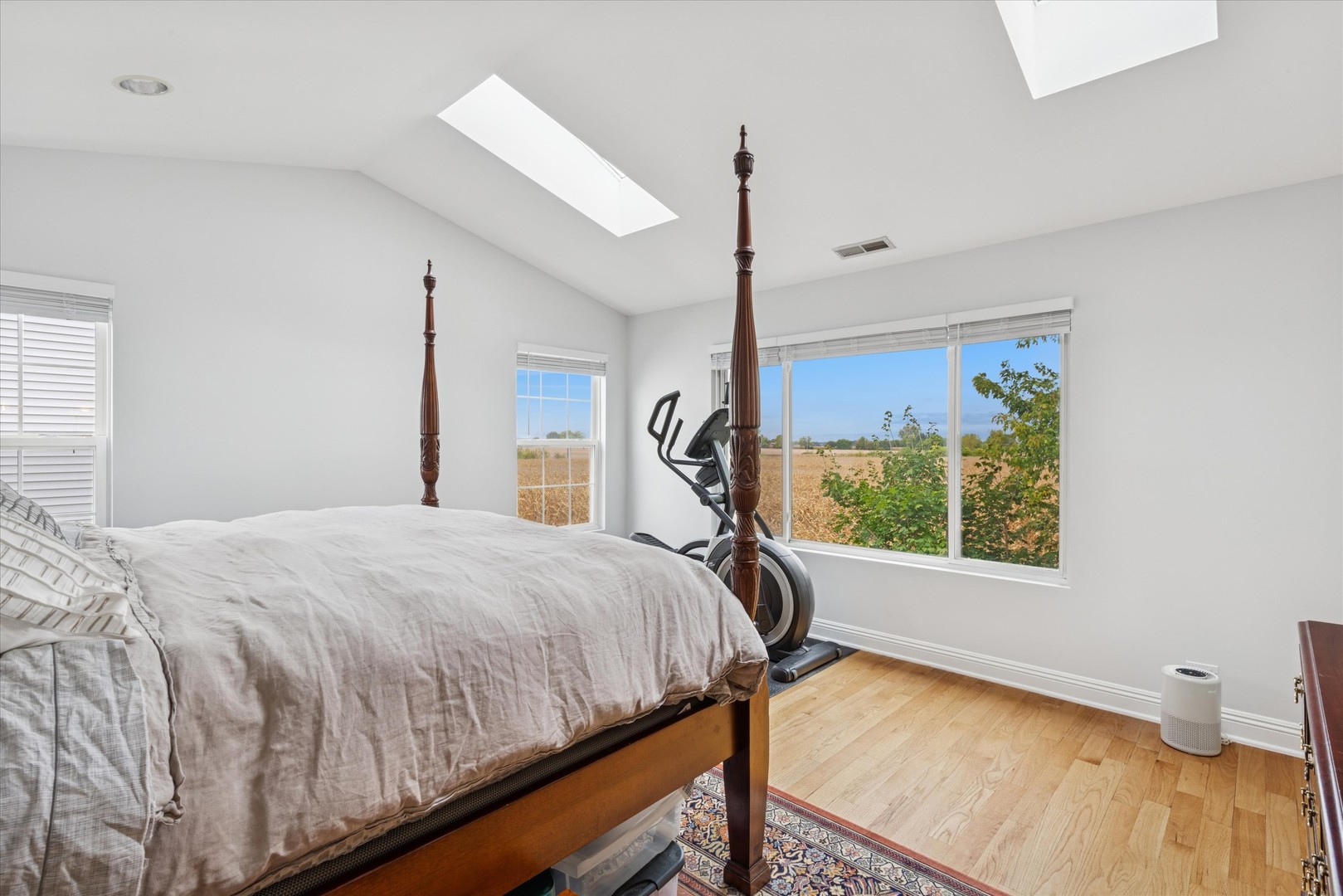 7011 Clearwater Drive, Plainfield, IL 60586