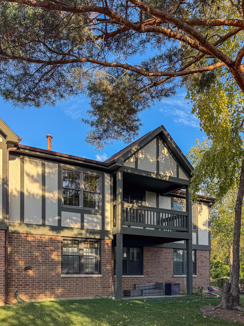 316 Carriage Way #D, Bloomingdale, IL 60108