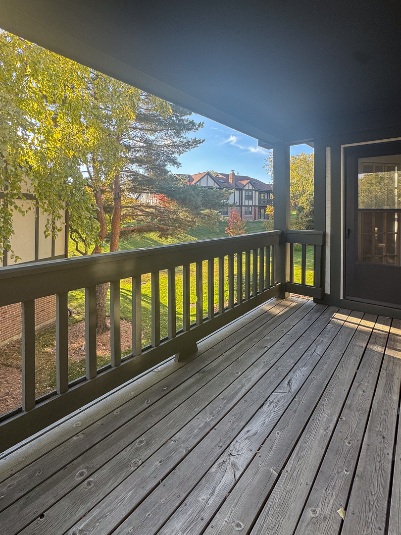 316 Carriage Way #D, Bloomingdale, IL 60108