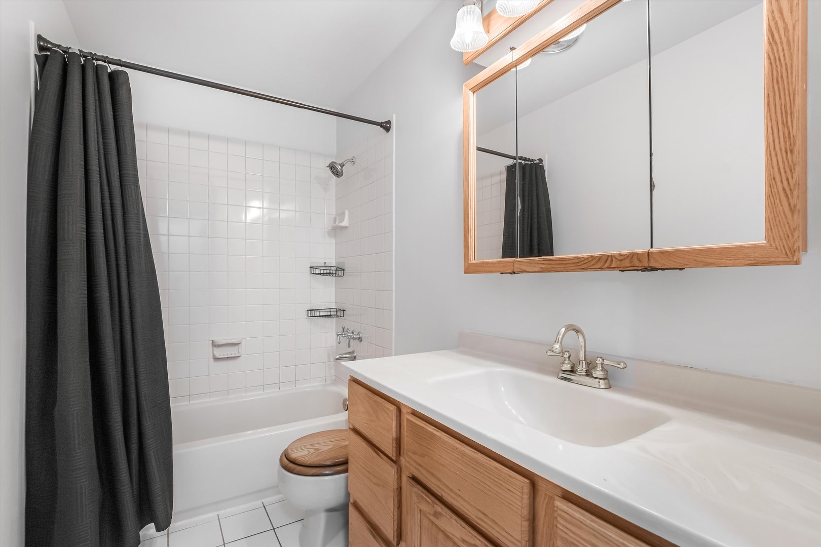 108 Idlestone Lane, Schaumburg, IL 60194