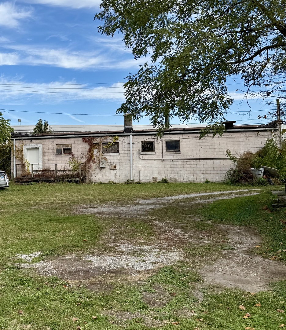 21920 E Lincoln Highway, Lynwood, IL 60411