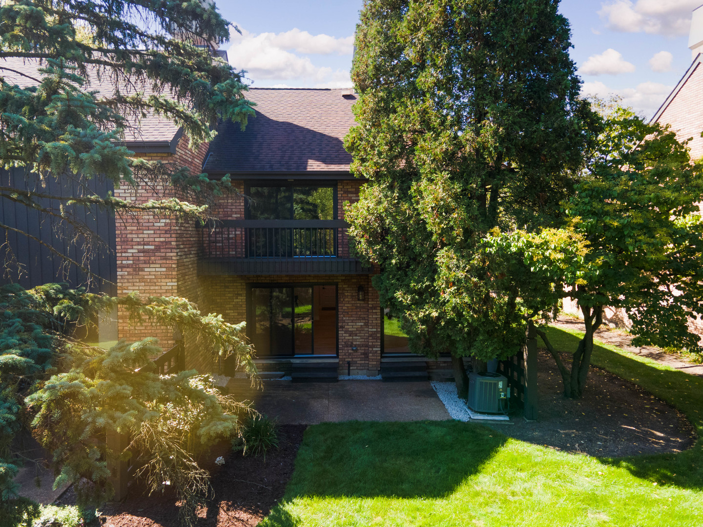 1891 Mission Hills Lane, Northbrook, IL 60062