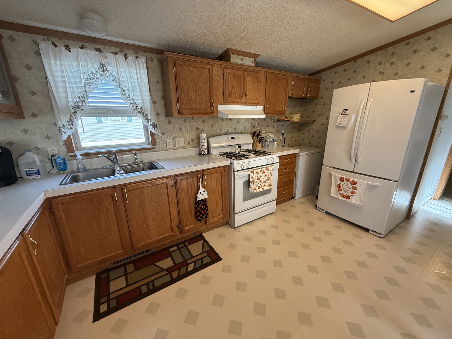 8 EAGLE Lane, Beecher, IL 60401