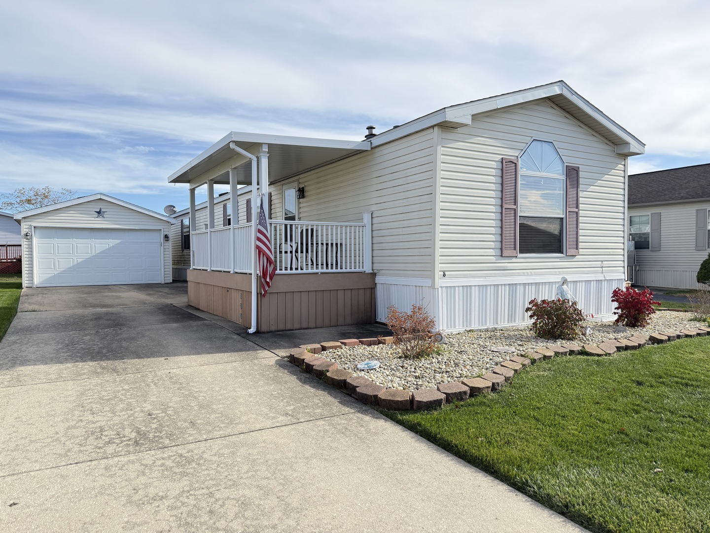 8 EAGLE Lane, Beecher, IL 60401