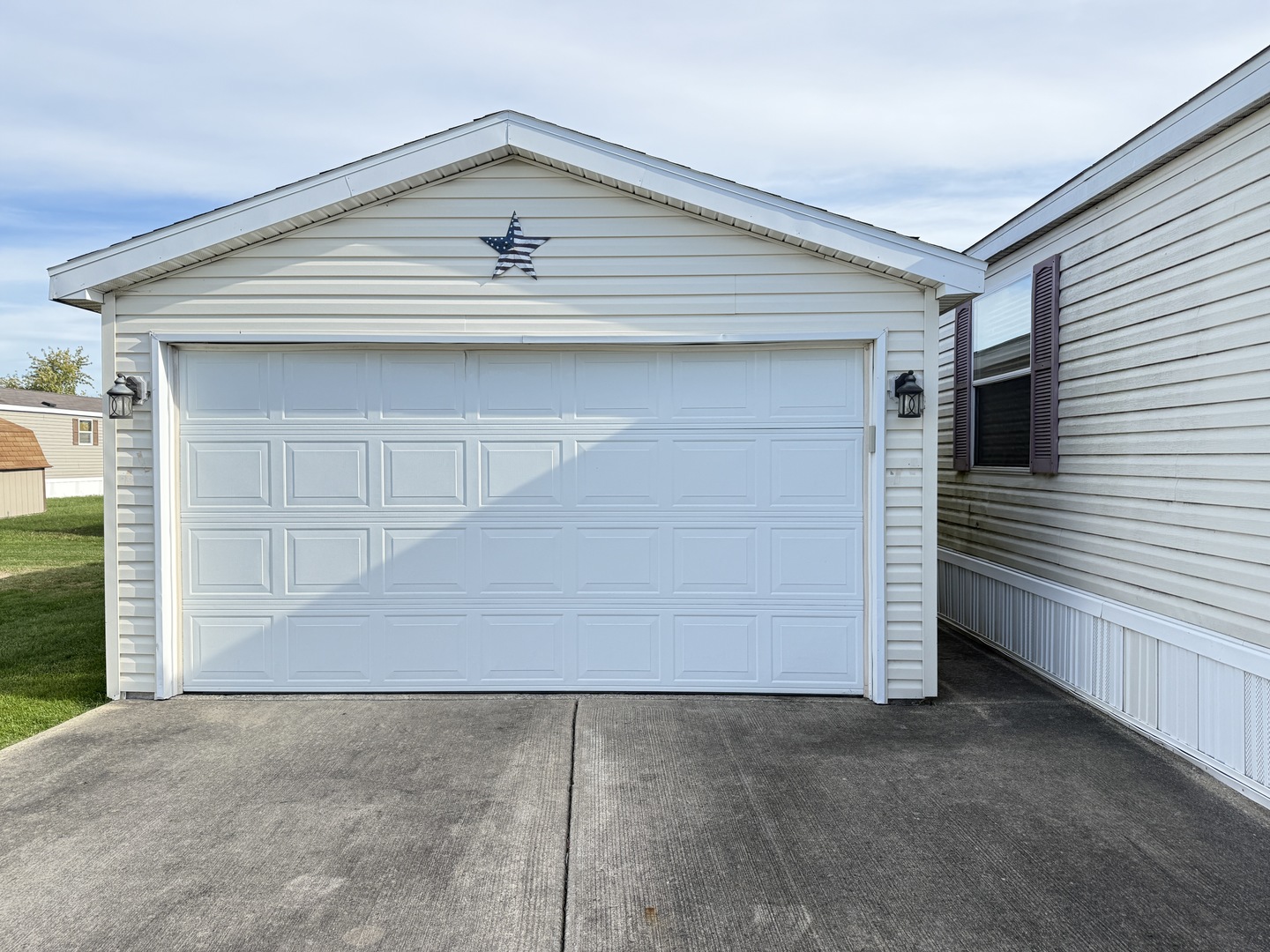 8 EAGLE Lane, Beecher, IL 60401