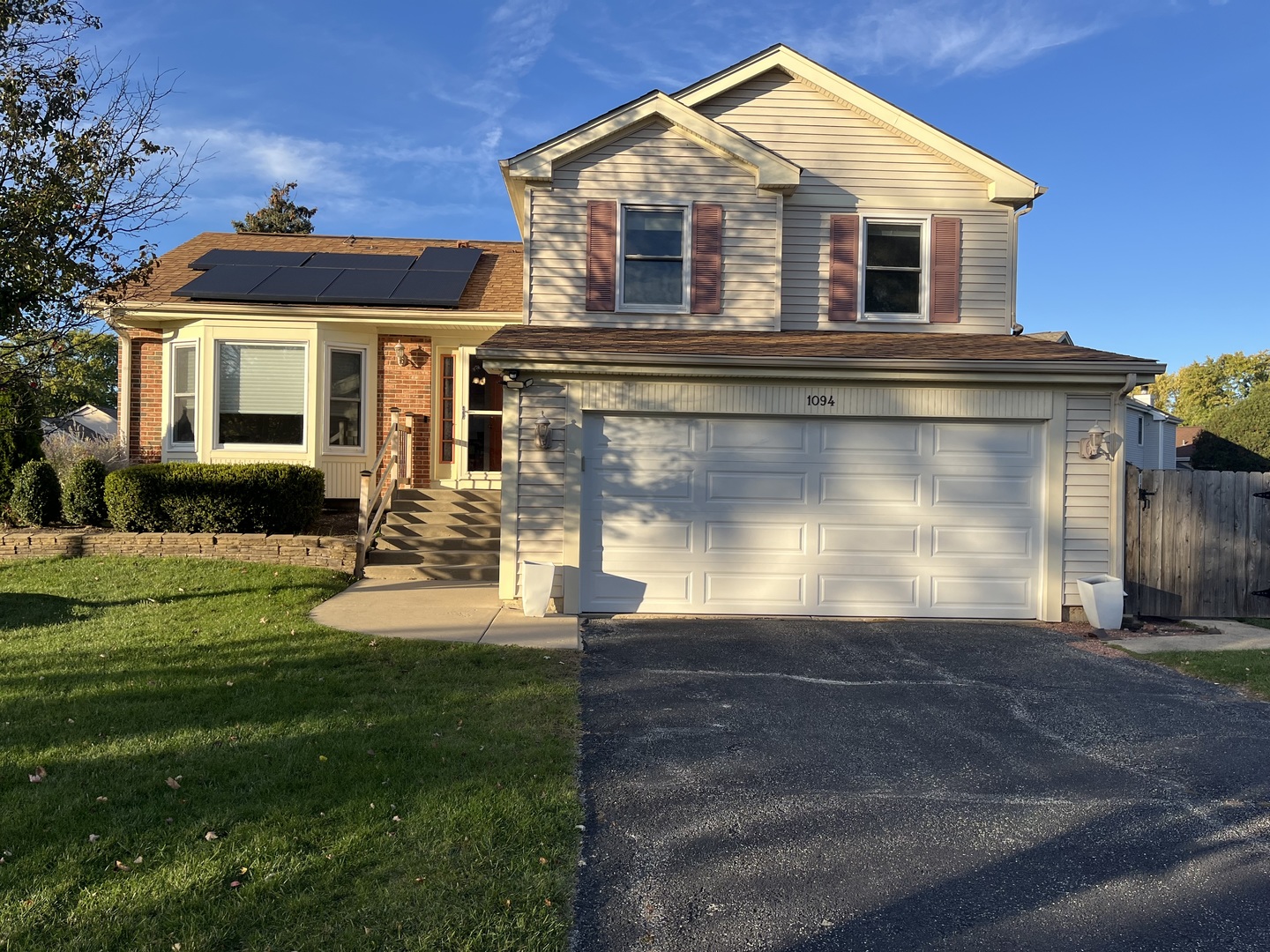 1094 Shady Tree Lane, Wheeling, IL 60090