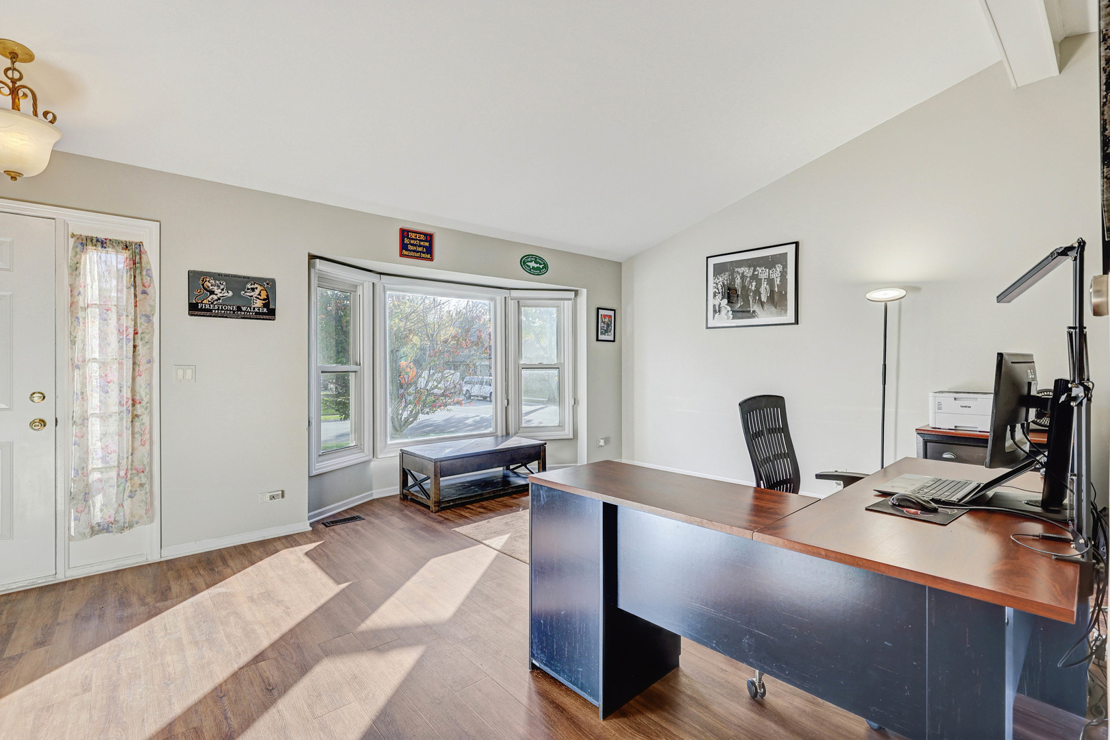 1094 Shady Tree Lane, Wheeling, IL 60090