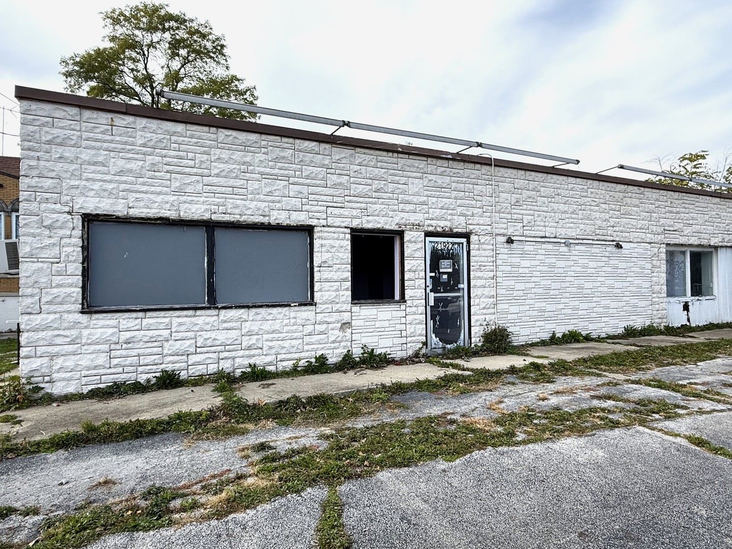 21924 E Lincoln Highway, Lynwood, IL 60411