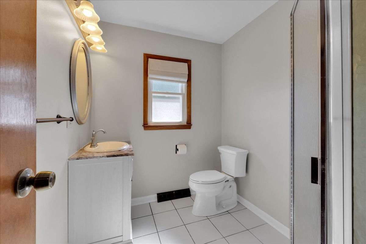 1223 WESTHAVEN Drive, Wheaton, IL 60189