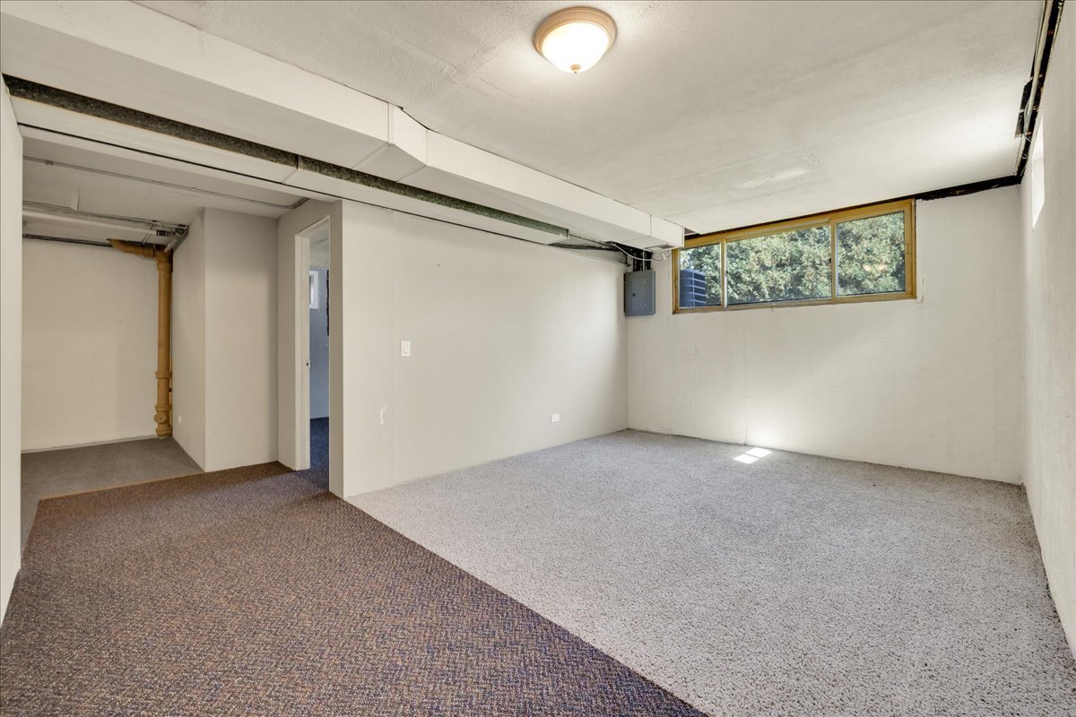 1223 WESTHAVEN Drive, Wheaton, IL 60189