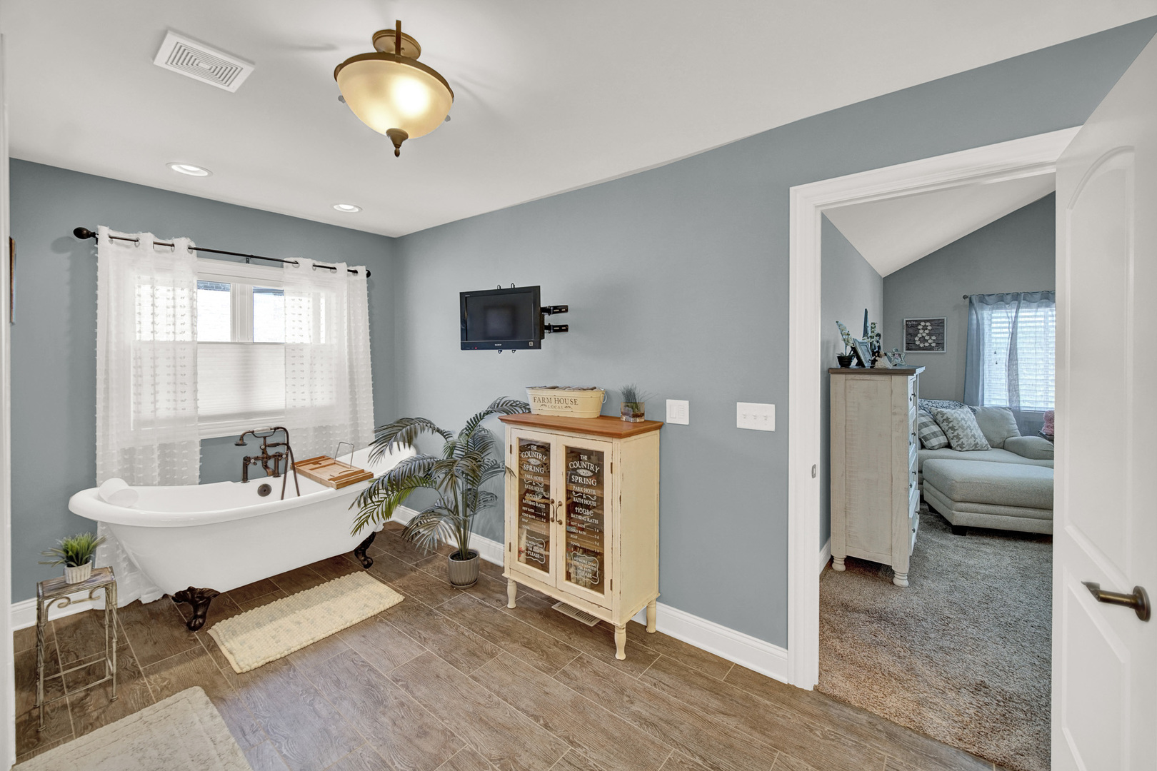 8679 Cullen Drive, Frankfort, IL 60423