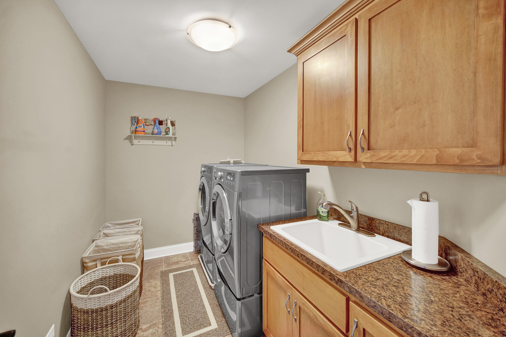 8679 Cullen Drive, Frankfort, IL 60423