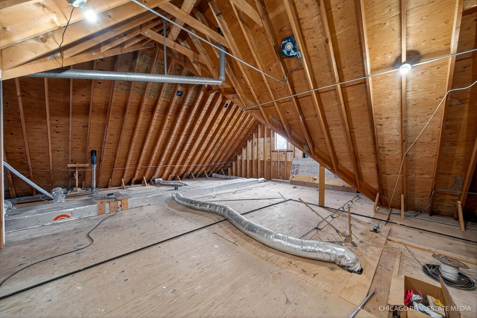 14641 LAVERGNE Avenue, Midlothian, IL 60445