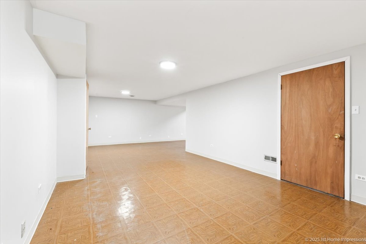 16531 Prairie Drive, Tinley Park, IL 60477